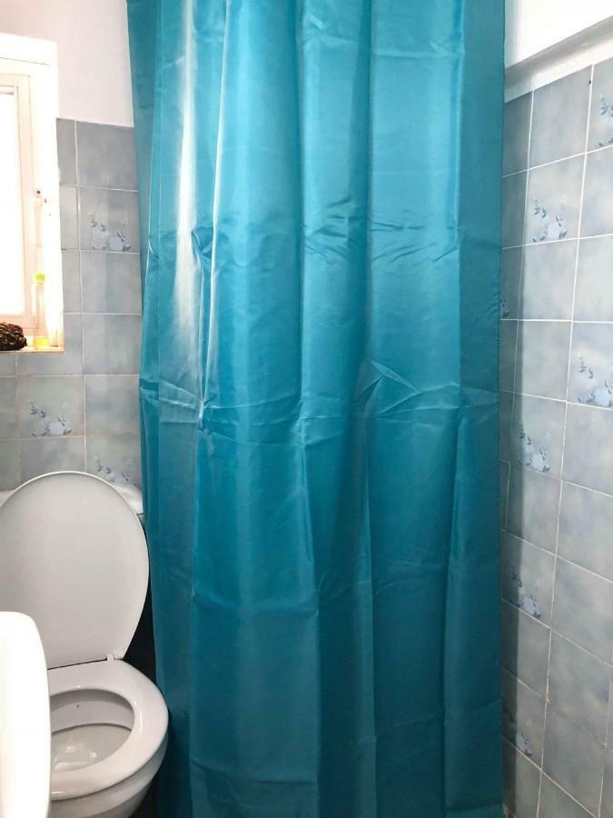 Renovated Apt Close To Beach Wifi Ac アナヴィソス エクステリア 写真
